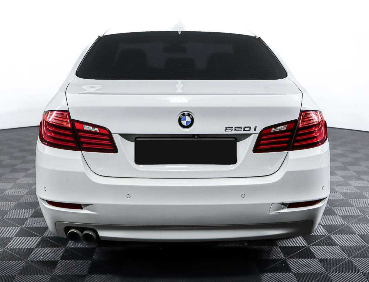 BMW 5 серии 520i, 2013 Фото №6
