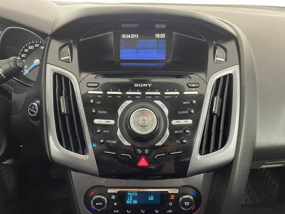 Ford Focus, 2013 Фото №12