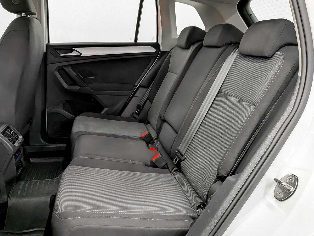 Volkswagen Tiguan, 2021 Фото №11