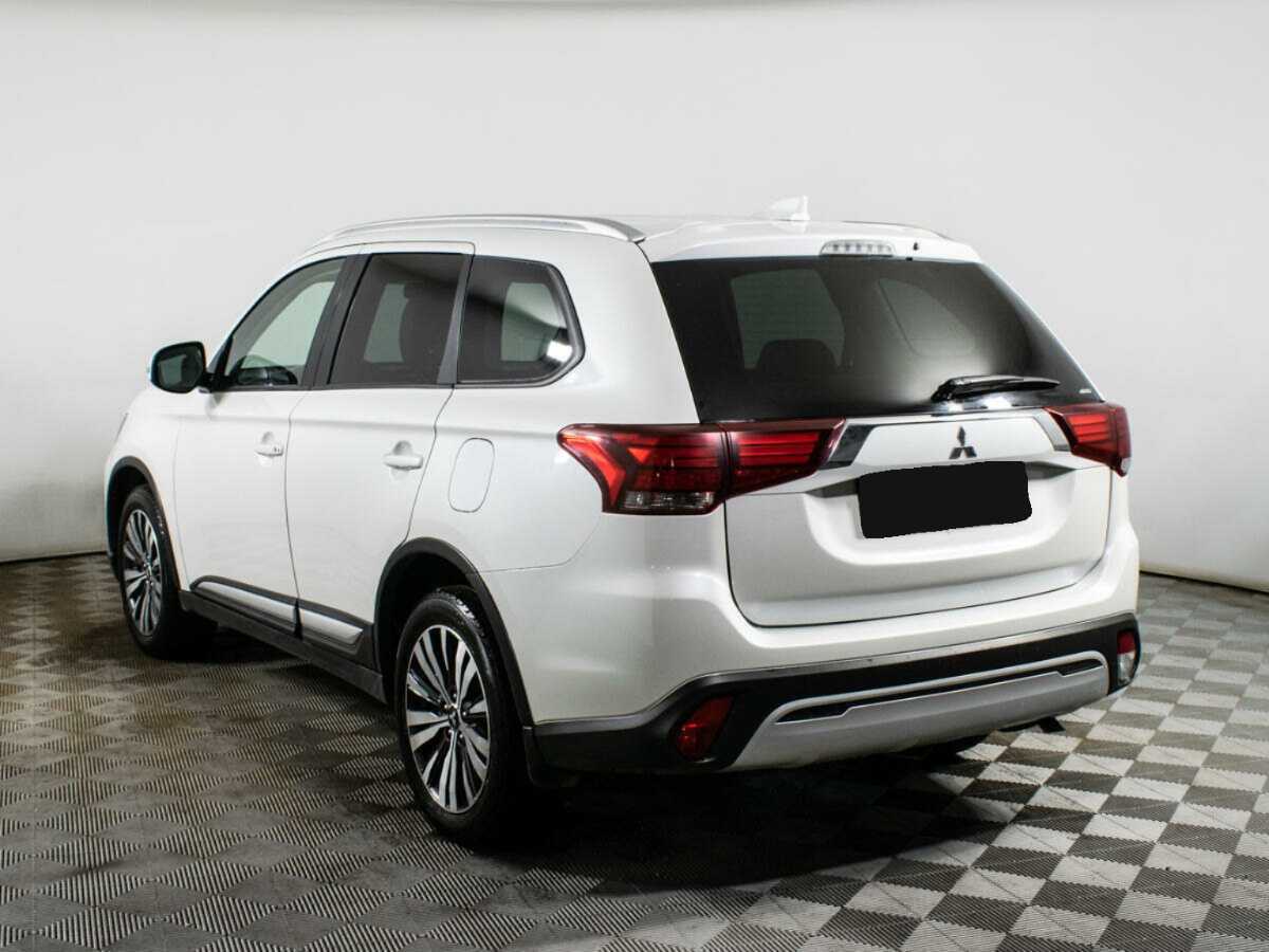 Mitsubishi Outlander, 2020 Фото №7
