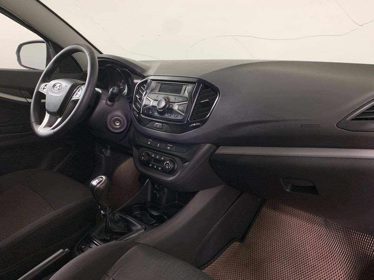 Lada (ВАЗ) Vesta SW, 2018 Фото №13