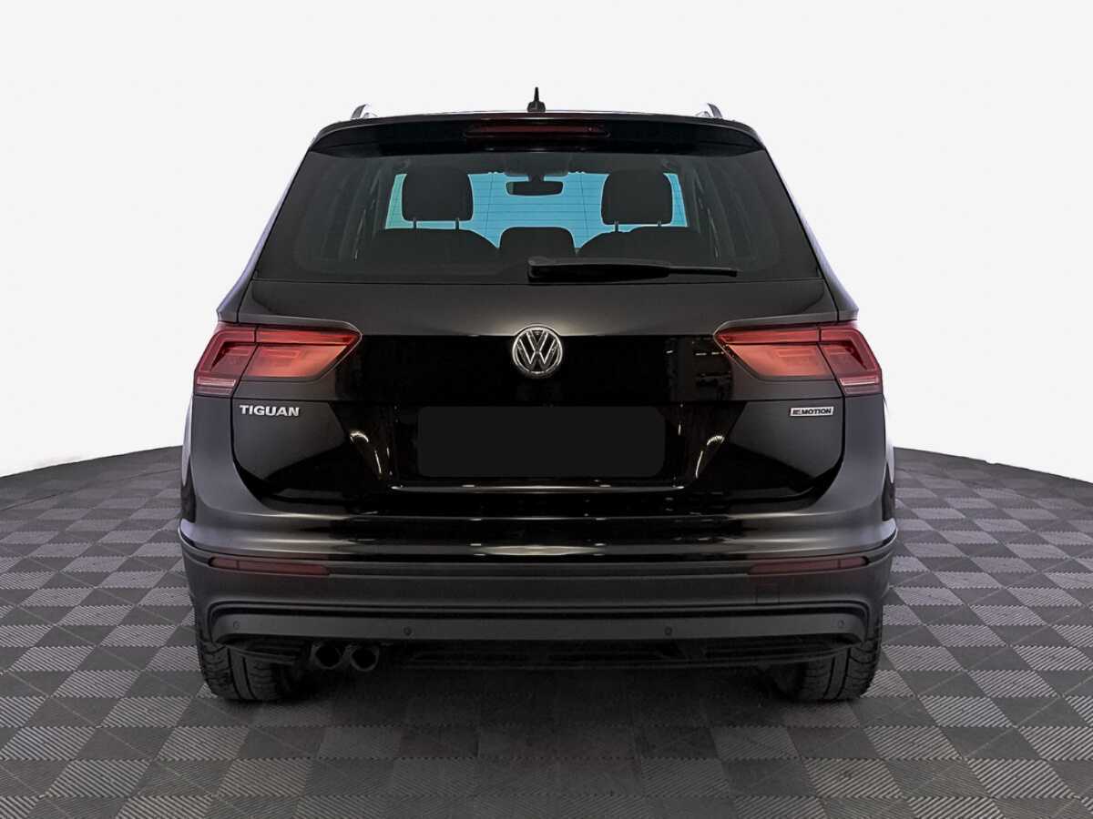 Volkswagen Tiguan, 2018 Фото №6