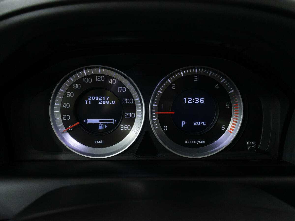 Volvo XC60, 2012 Фото №12