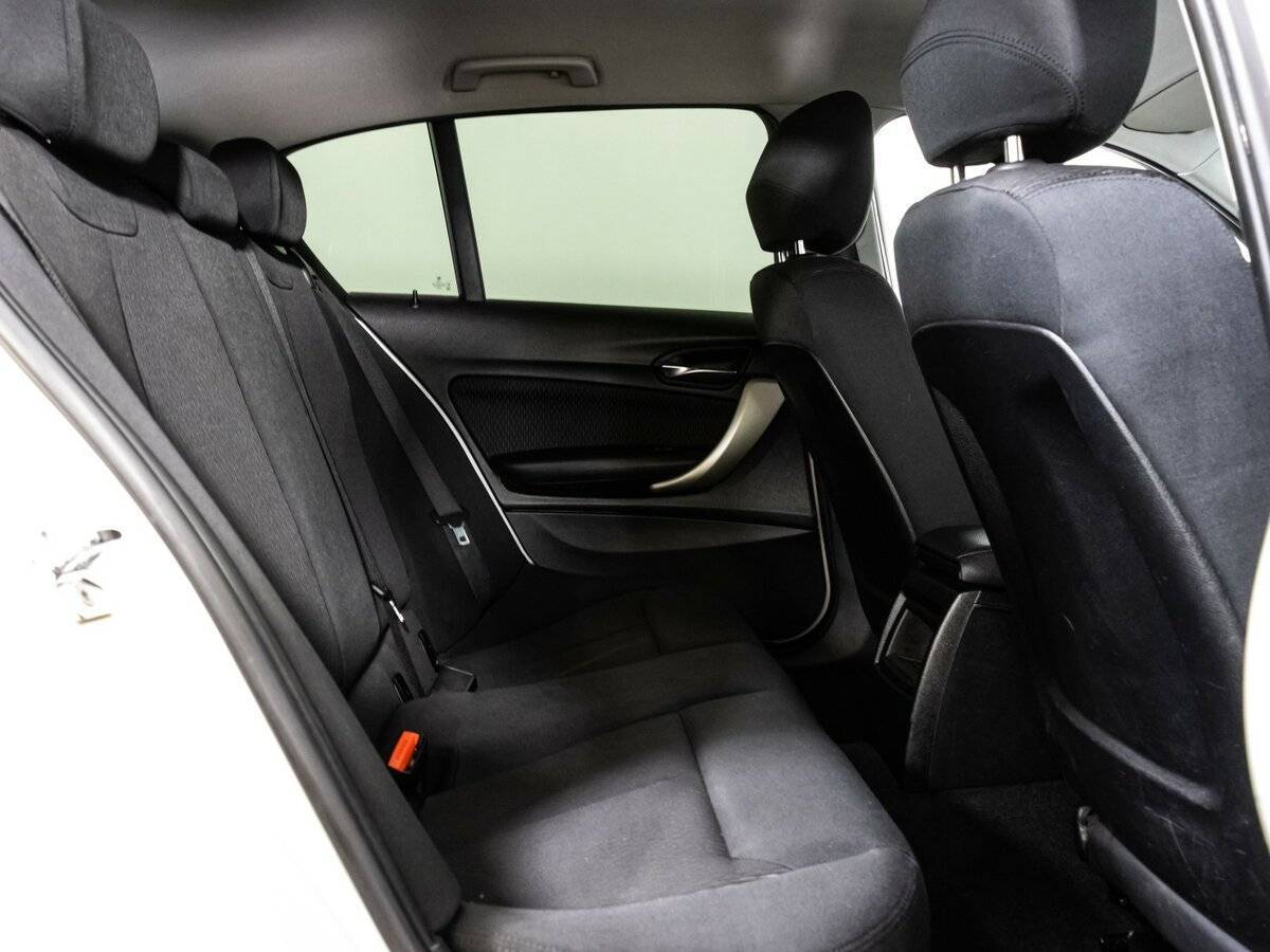 BMW 1 серии 116i, 2012 Фото №11