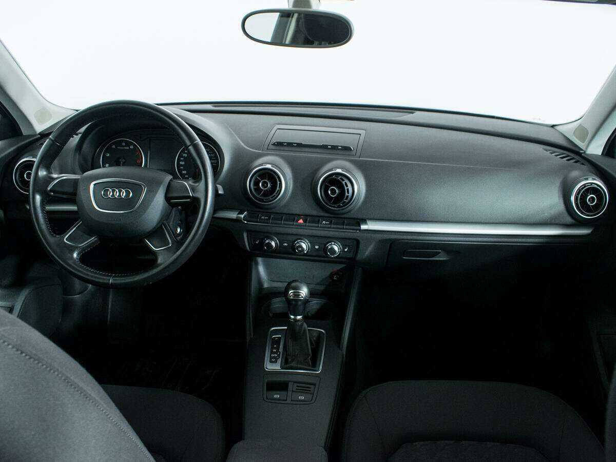 Audi A3, 2012 Фото №12