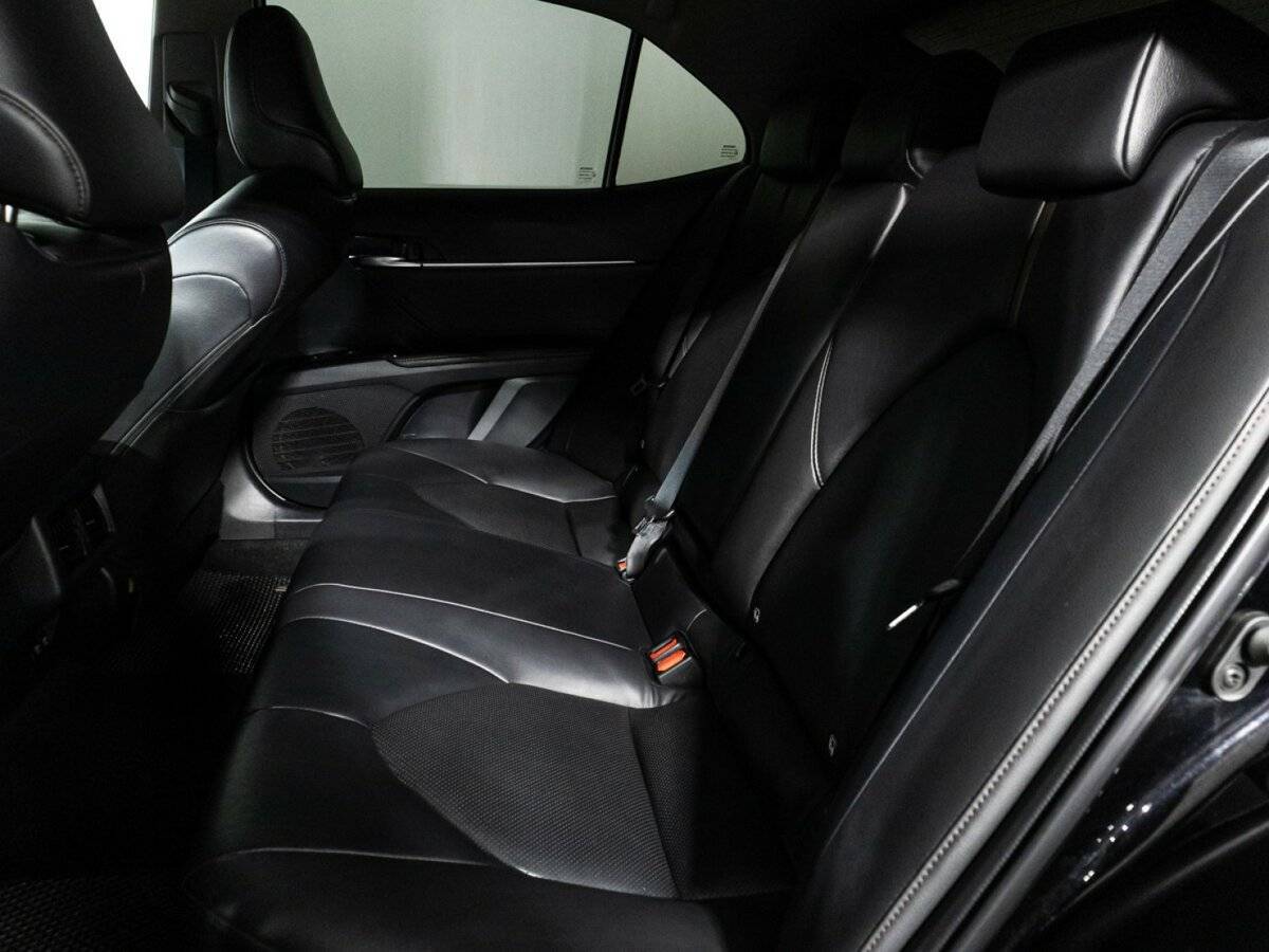 Toyota Camry, 2018 Фото №10