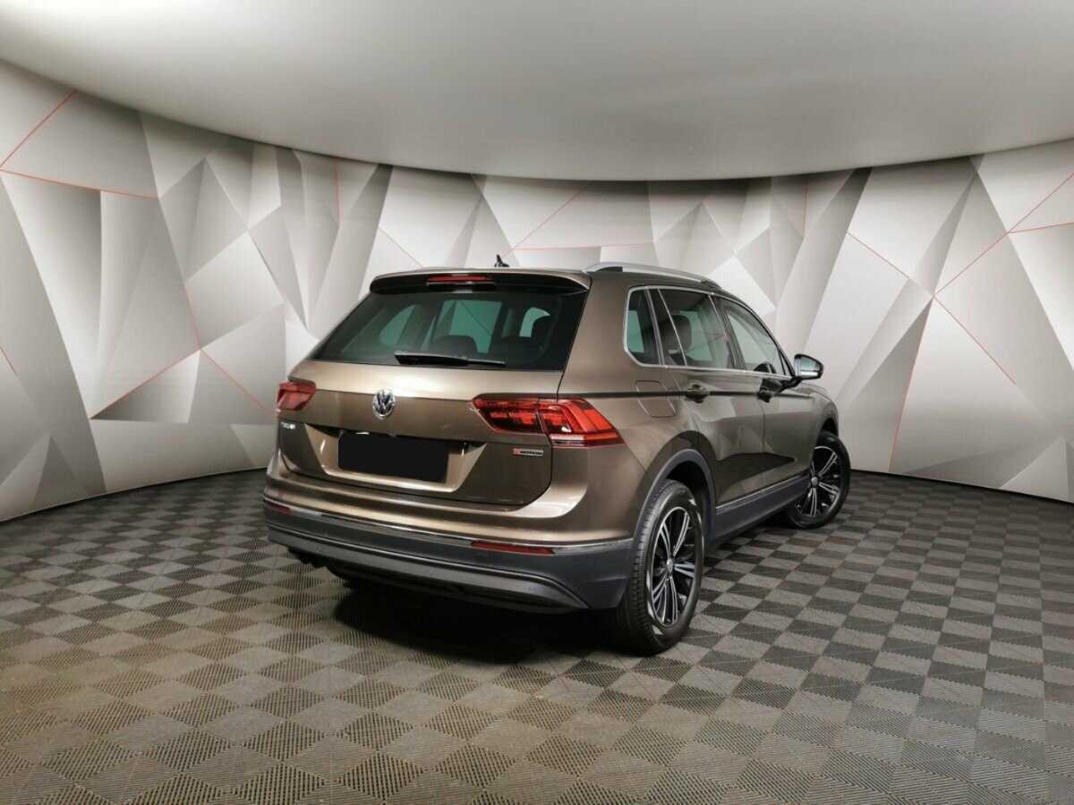 Volkswagen Tiguan, 2018 Фото №2