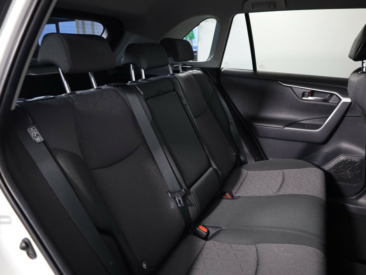 Toyota RAV4 V (XA50), 2019 Фото №13