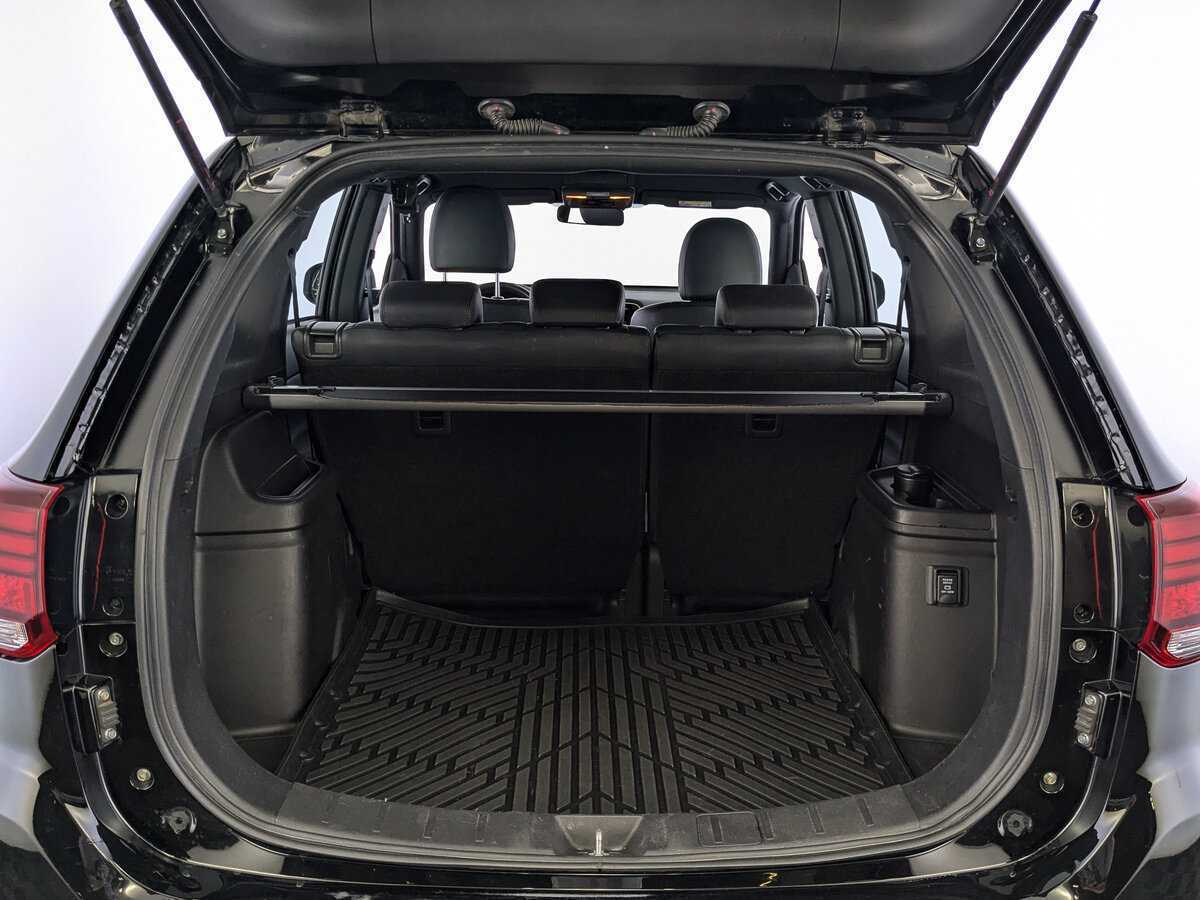 Mitsubishi Outlander, 2021 Фото №10