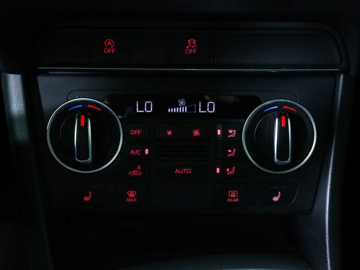 Audi Q3, 2015 Фото №15