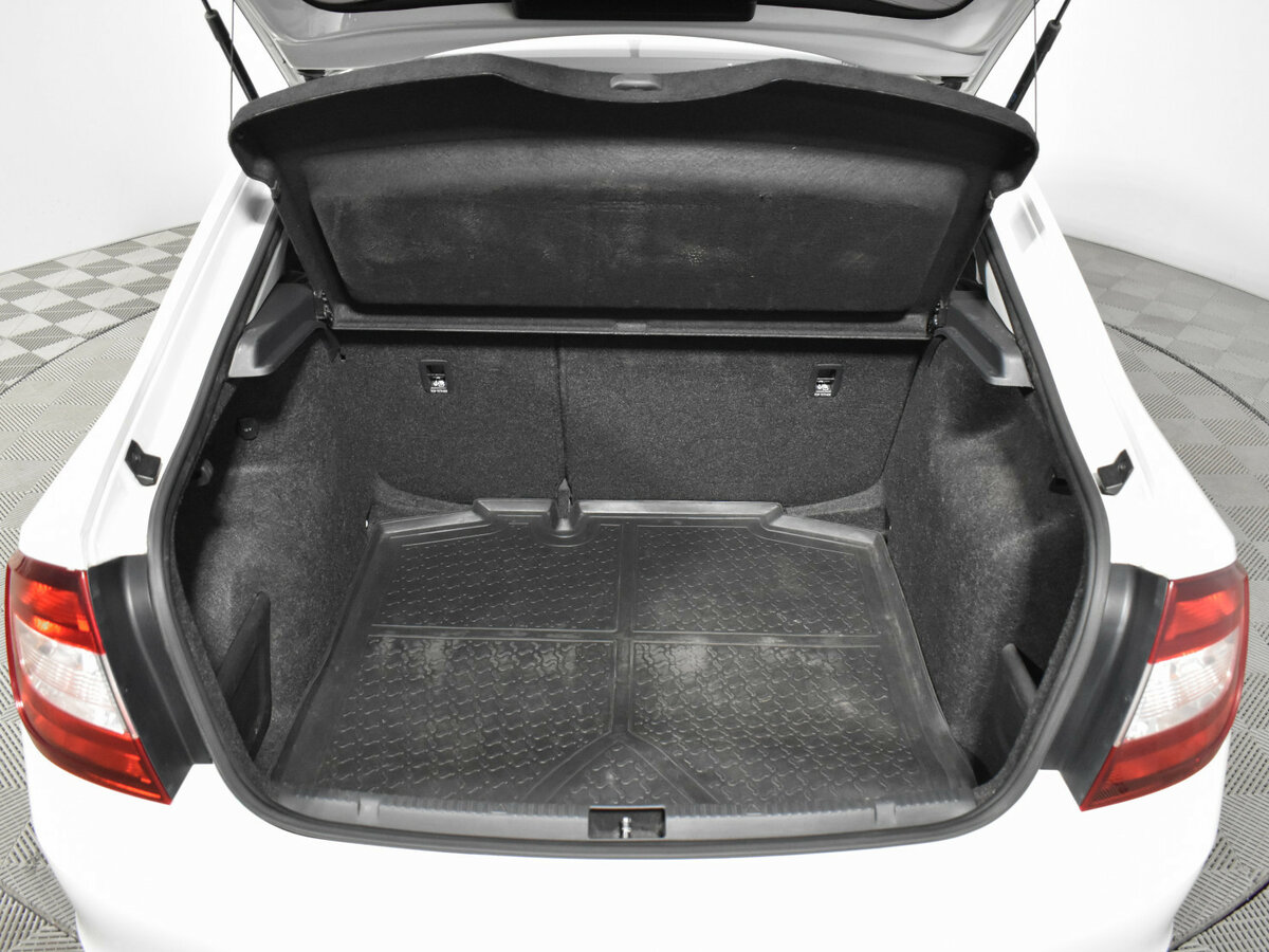 Skoda Rapid I Рестайлинг, 2017 Фото №16