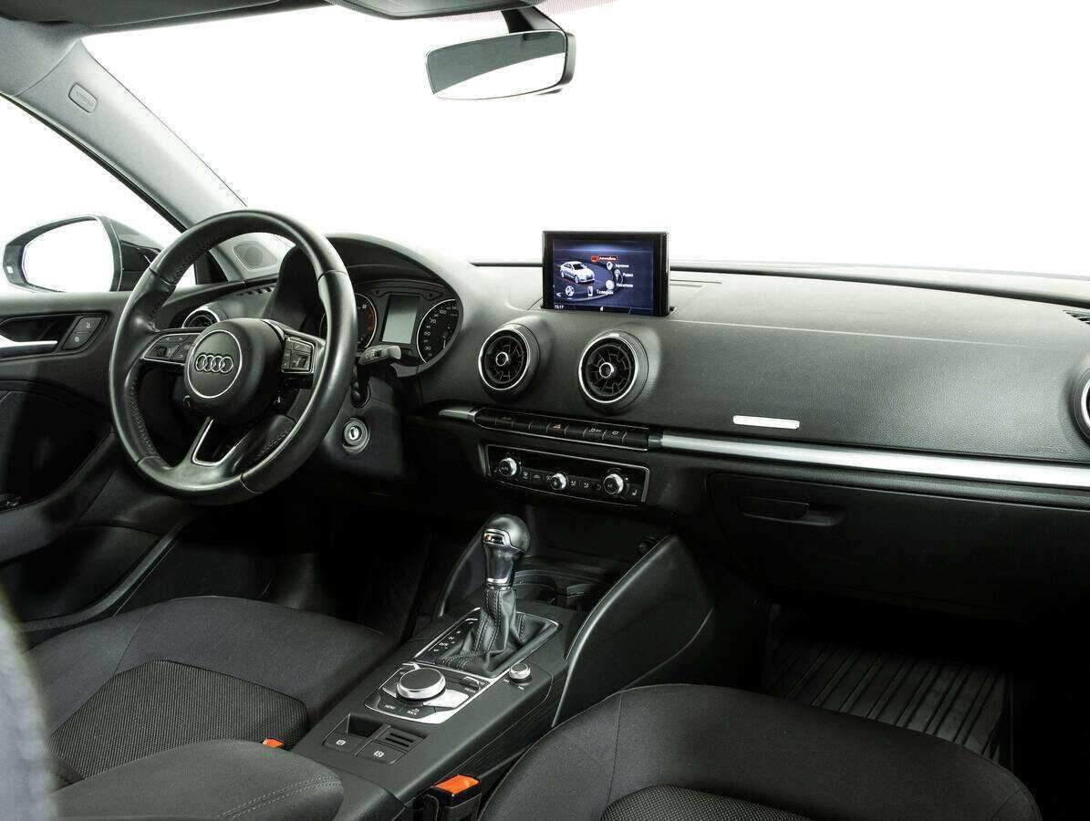Audi A3, 2018 Фото №9