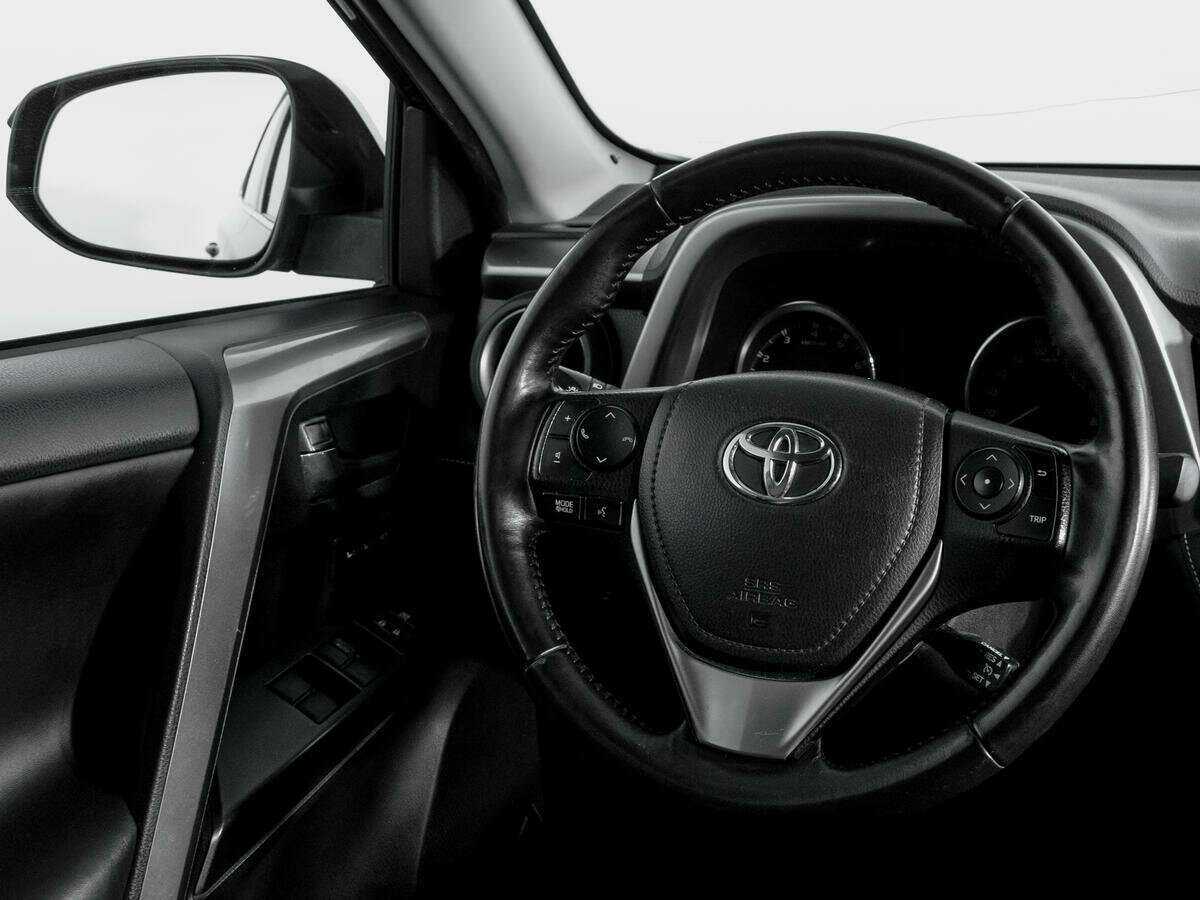 Toyota RAV4, 2016 Фото №15