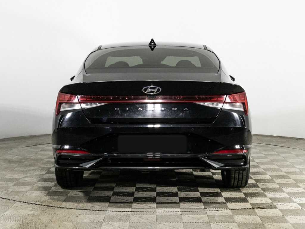 Hyundai Elantra, 2021 Фото №6