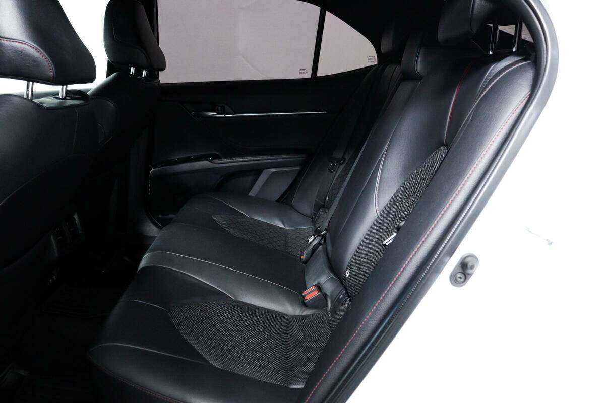 Toyota Camry, 2021 Фото №12