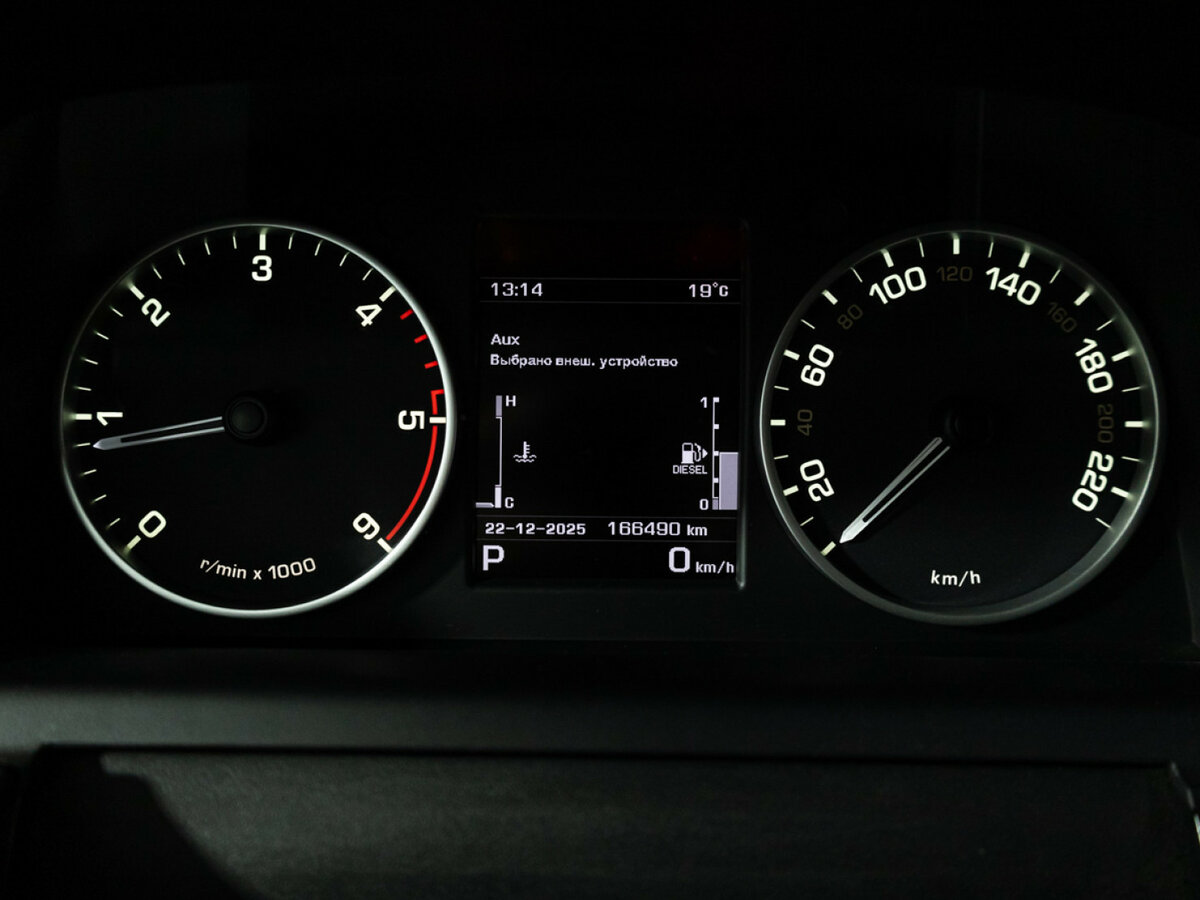 Land Rover Discovery IV Рестайлинг, 2015 Фото №10