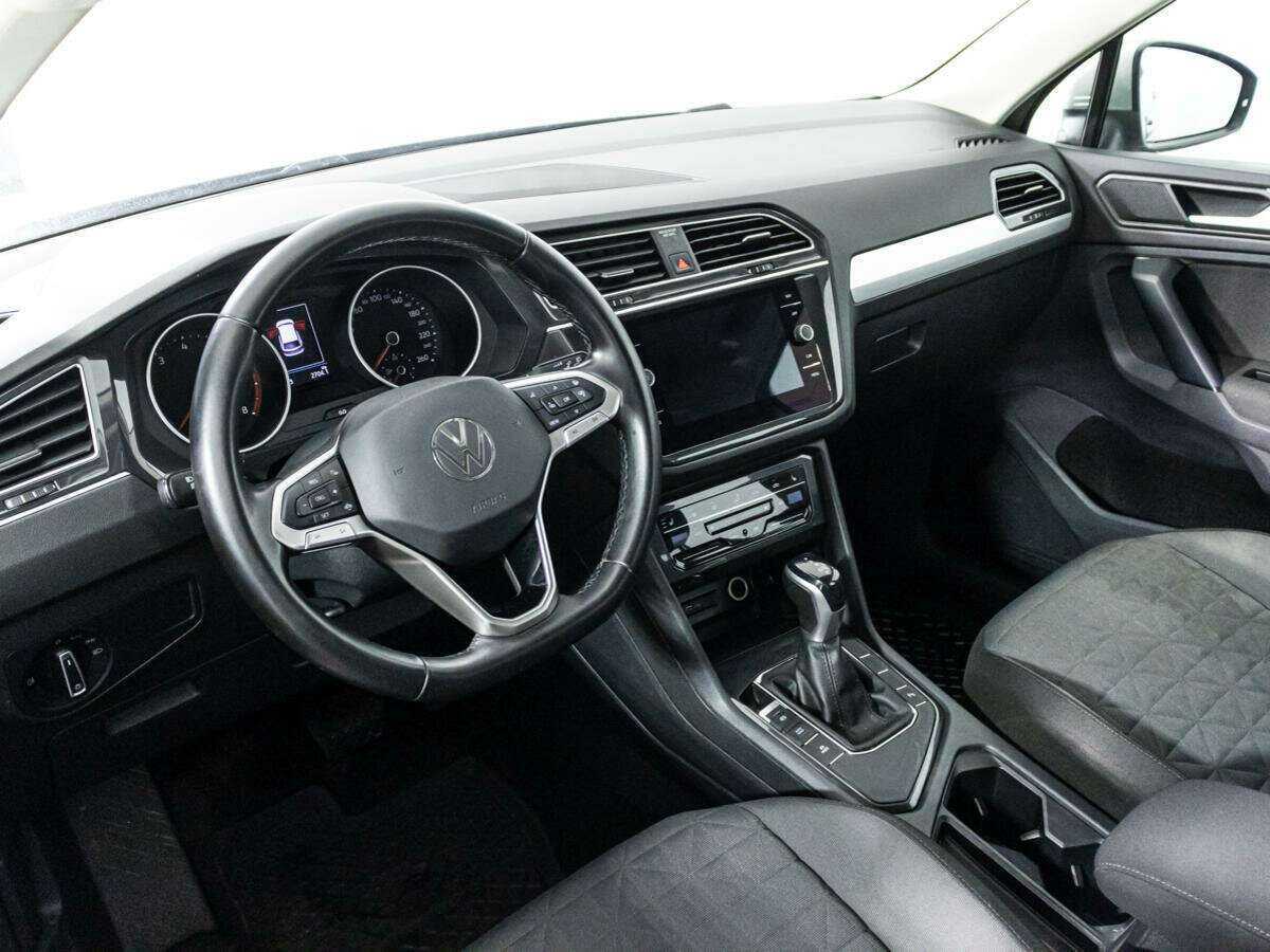 Volkswagen Tiguan, 2021 Фото №11
