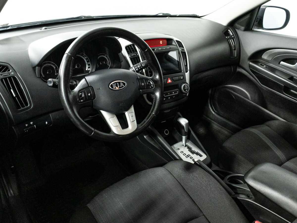 Kia Ceed, 2012 Фото №11