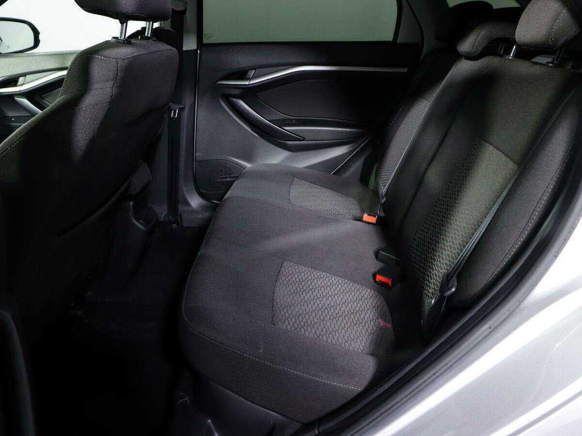 Lada (ВАЗ) Vesta SW, 2019 Фото №8