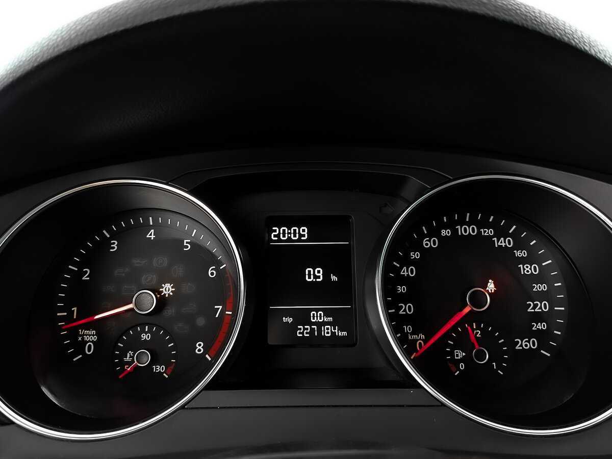 Volkswagen Jetta, 2016 Фото №16