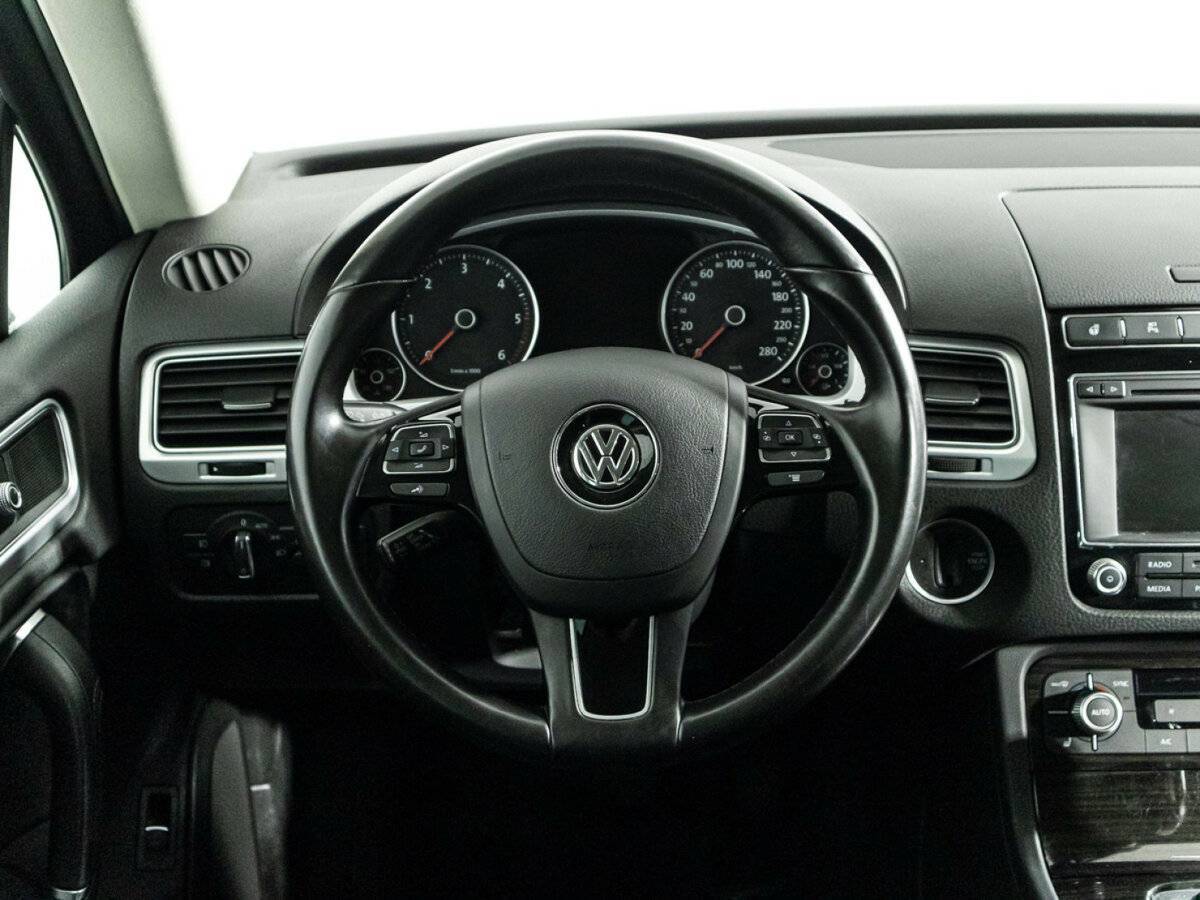 Volkswagen Touareg, 2016 Фото №22