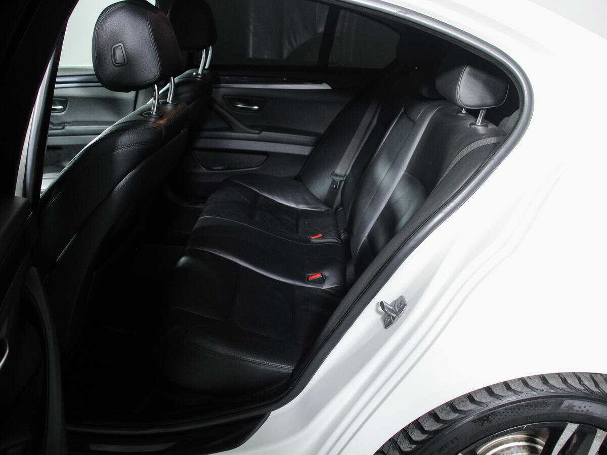 BMW 5 серии 528i, 2013 Фото №5