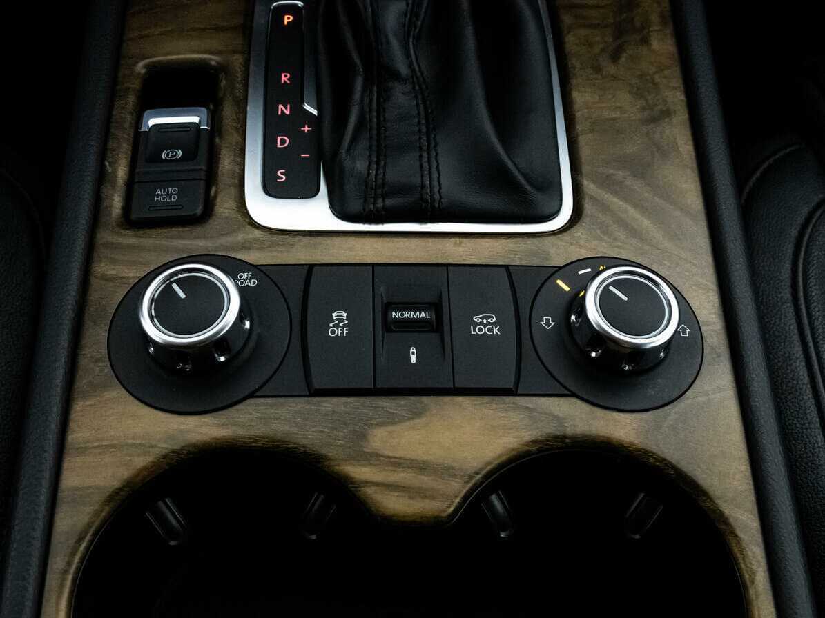 Volkswagen Touareg, 2012 Фото №15