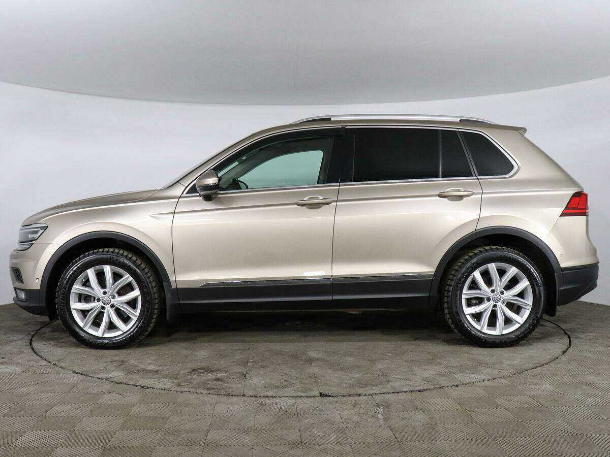 Volkswagen Tiguan, 2018 Фото №8