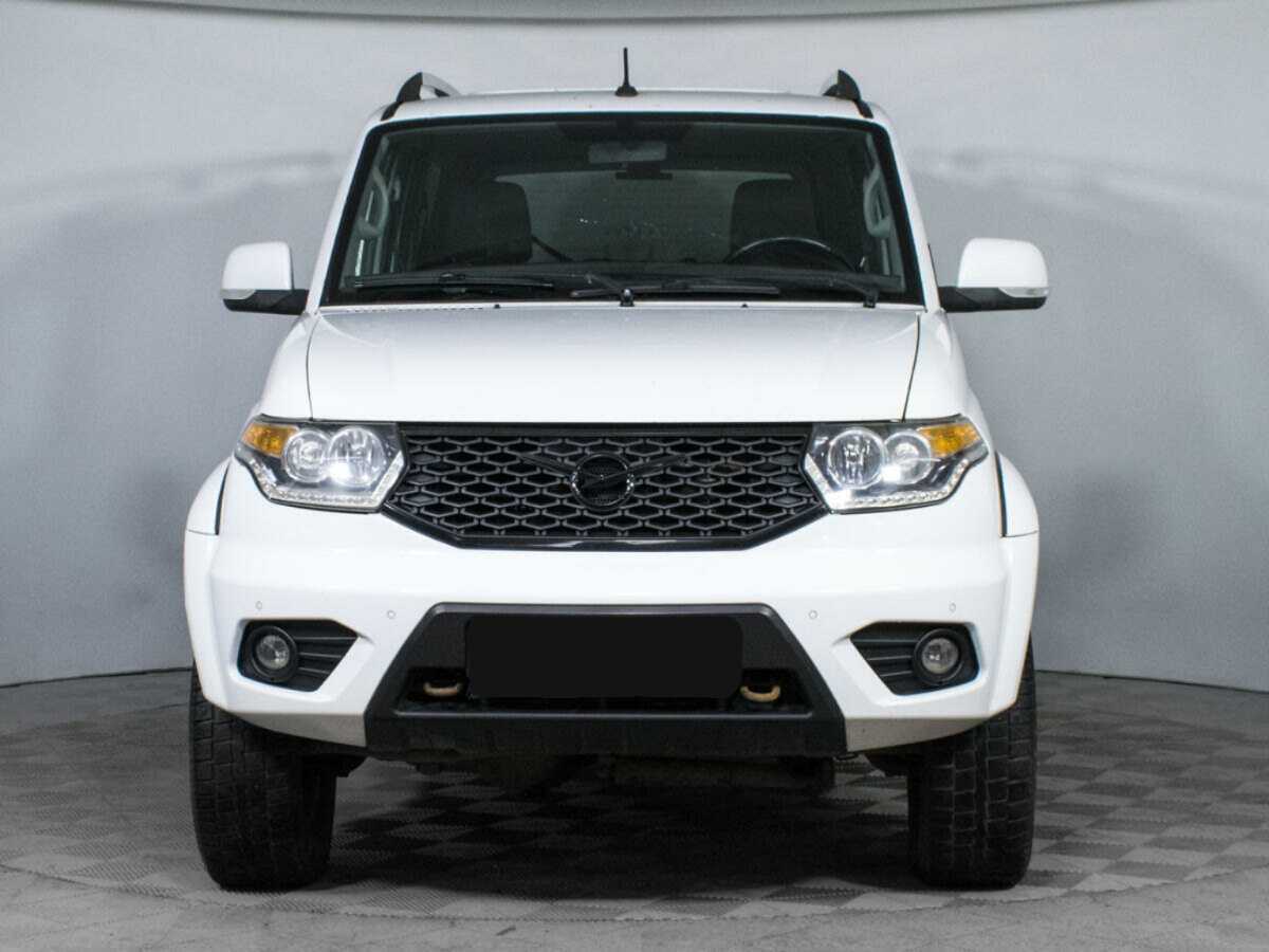 УАЗ Patriot, 2018 Фото №2