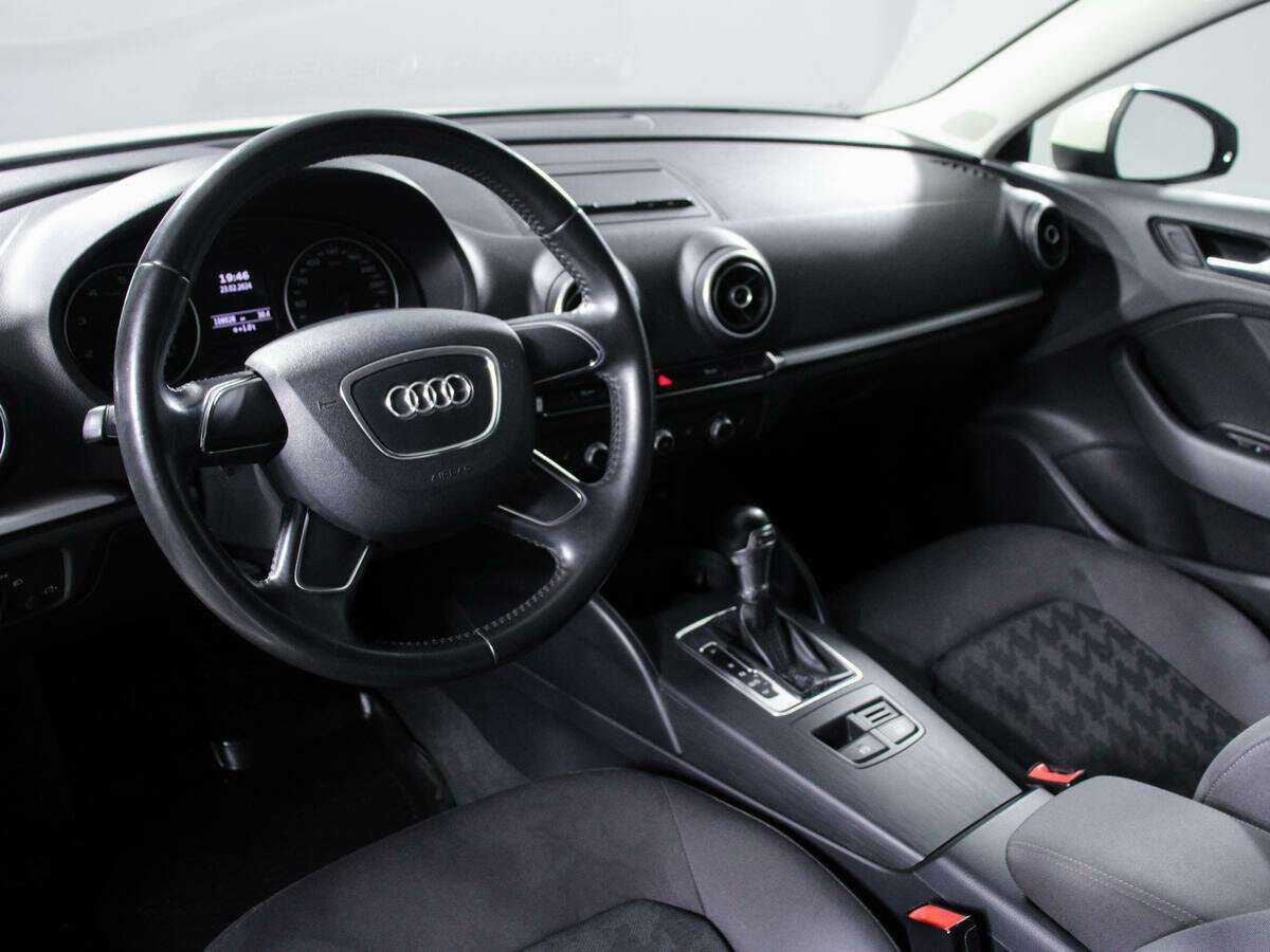 Audi A3, 2012 Фото №14