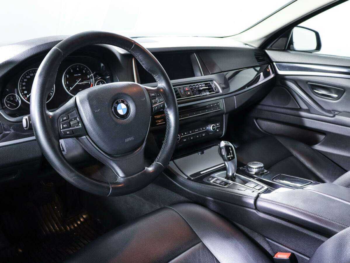 BMW 5 серии 528i xDrive, 2013 Фото №12