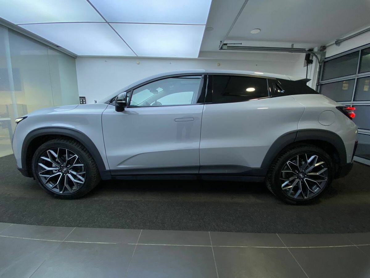 Changan UNI-T I, 2023 Фото №8