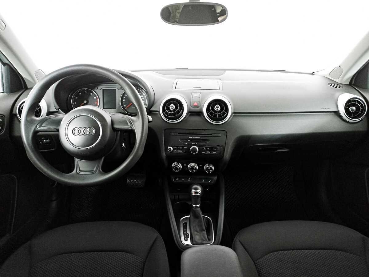 Audi A1 Sportback, 2014 Фото №12
