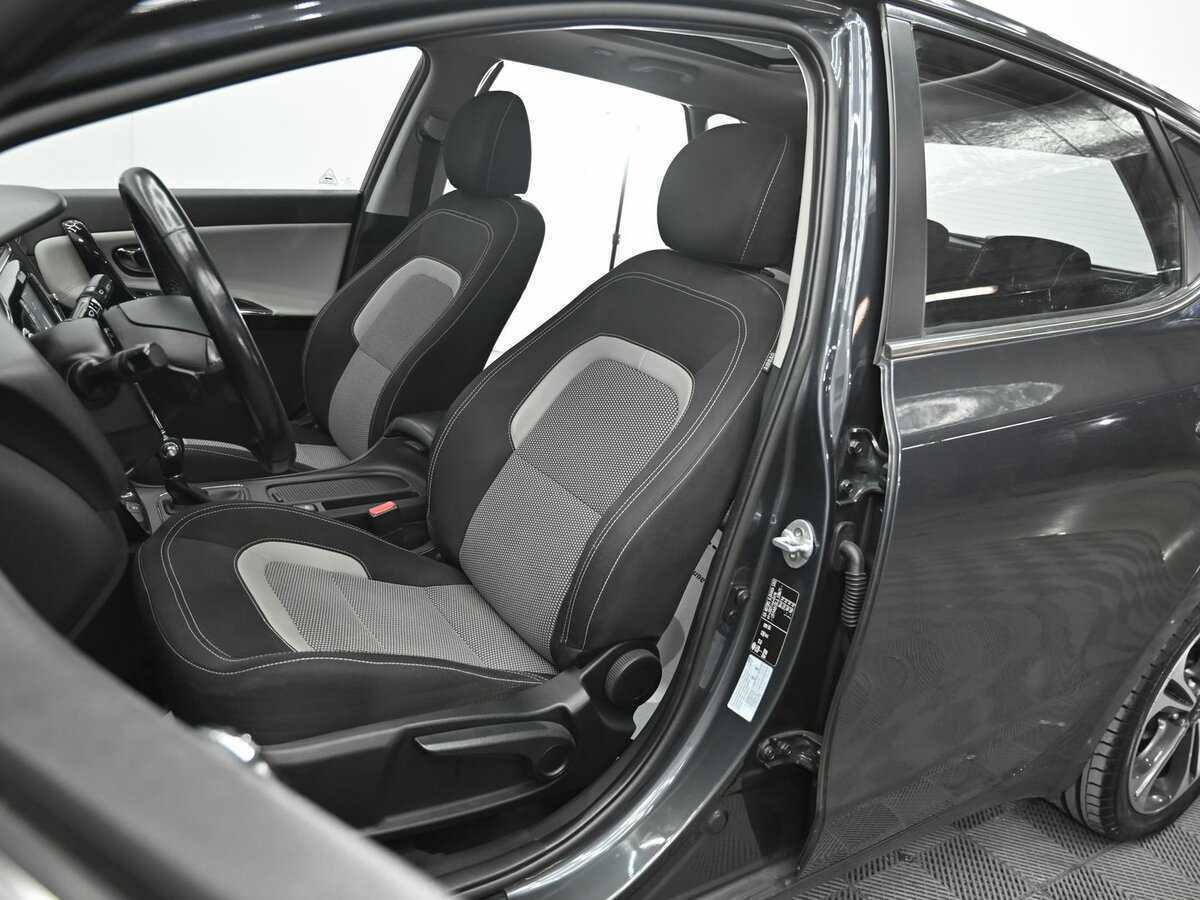 Kia Ceed, 2018 Фото №6