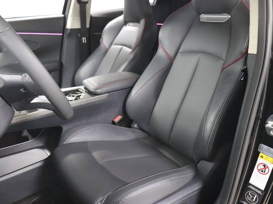 Changan UNI-T, 2023 Фото №8