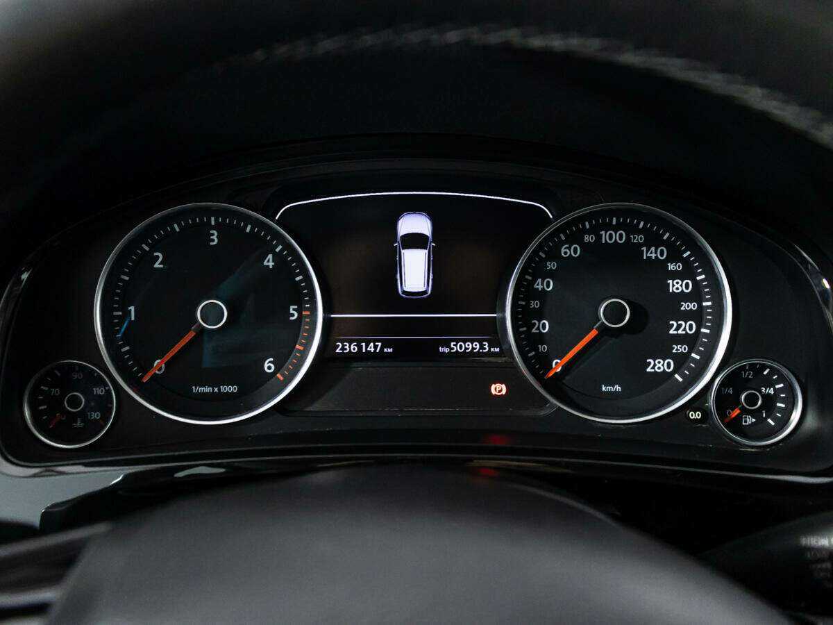 Volkswagen Touareg, 2012 Фото №12