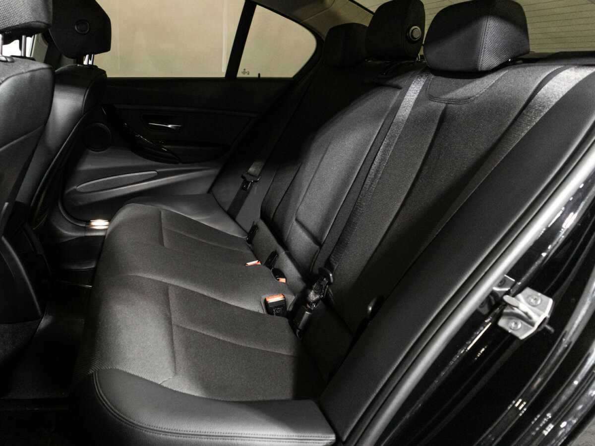 BMW 3 серии 320i xDrive, 2018 Фото №10