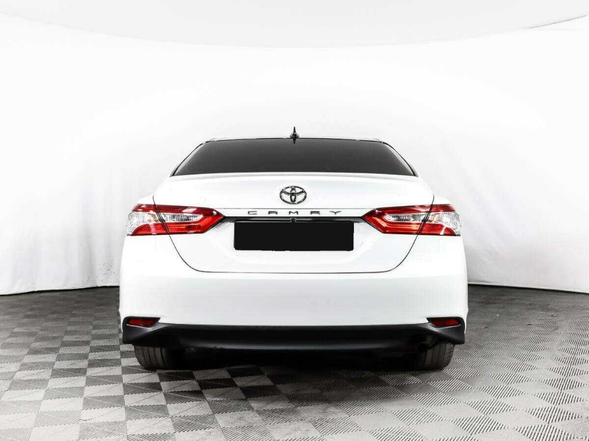Toyota Camry, 2021 Фото №6