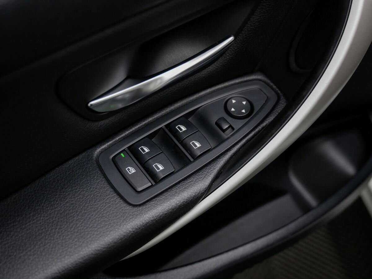 BMW 3 серии 316i, 2014 Фото №15