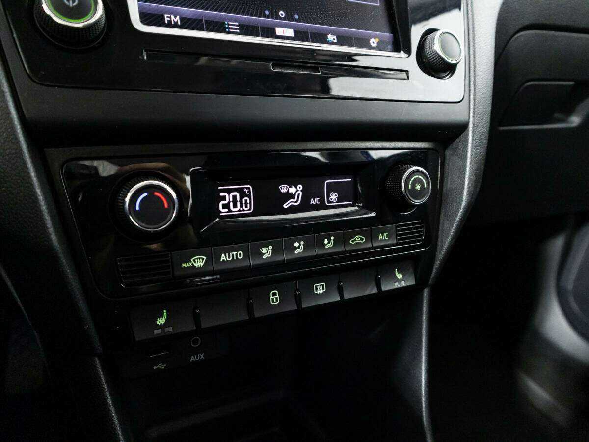 Skoda Rapid, 2017 Фото №15