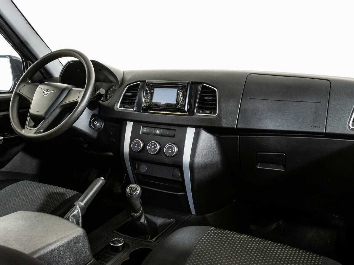 УАЗ Patriot, 2017 Фото №7