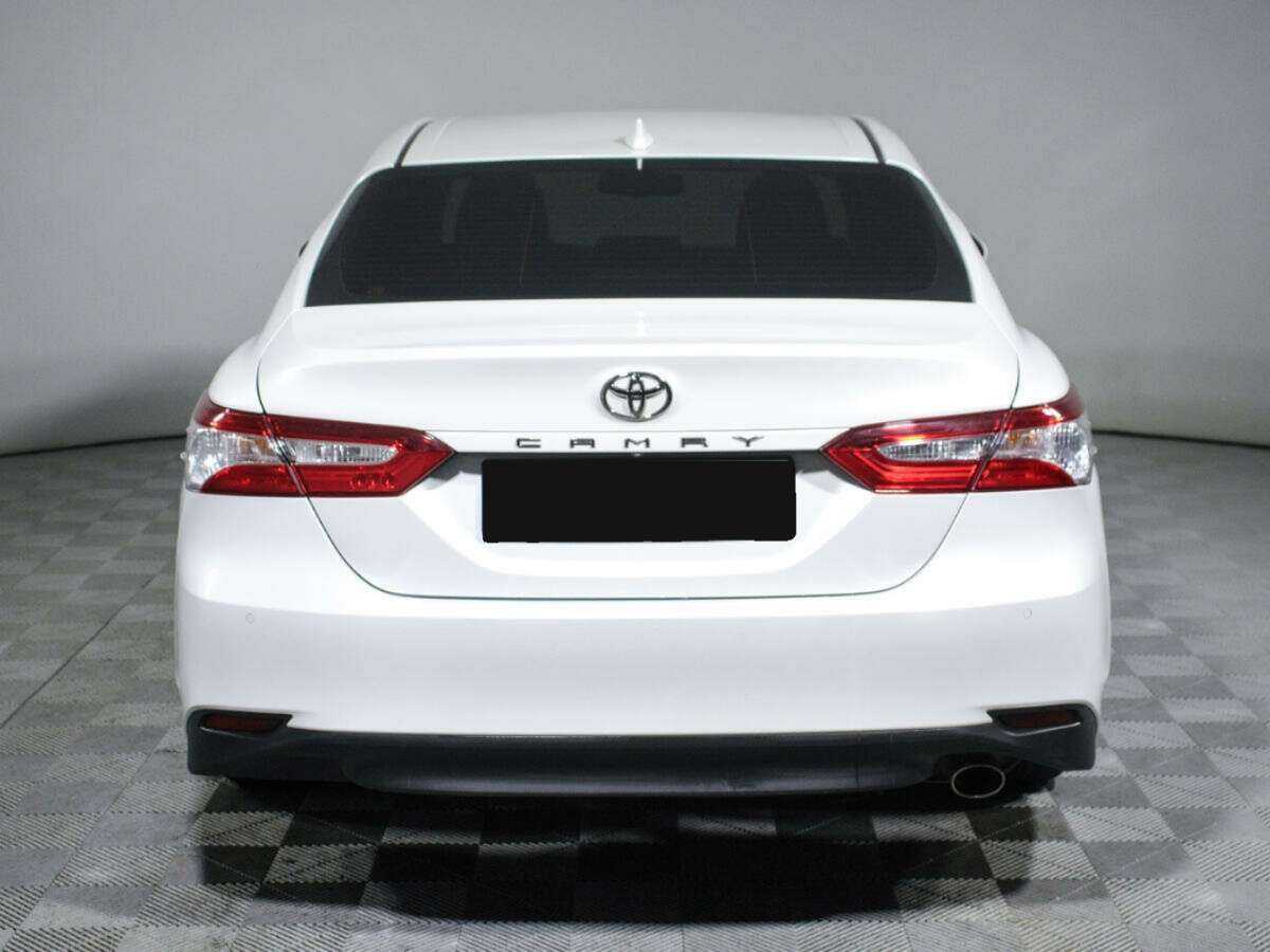 Toyota Camry, 2020 Фото №6