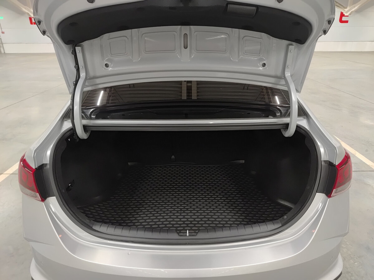 Solaris HS, 2024 Фото №10