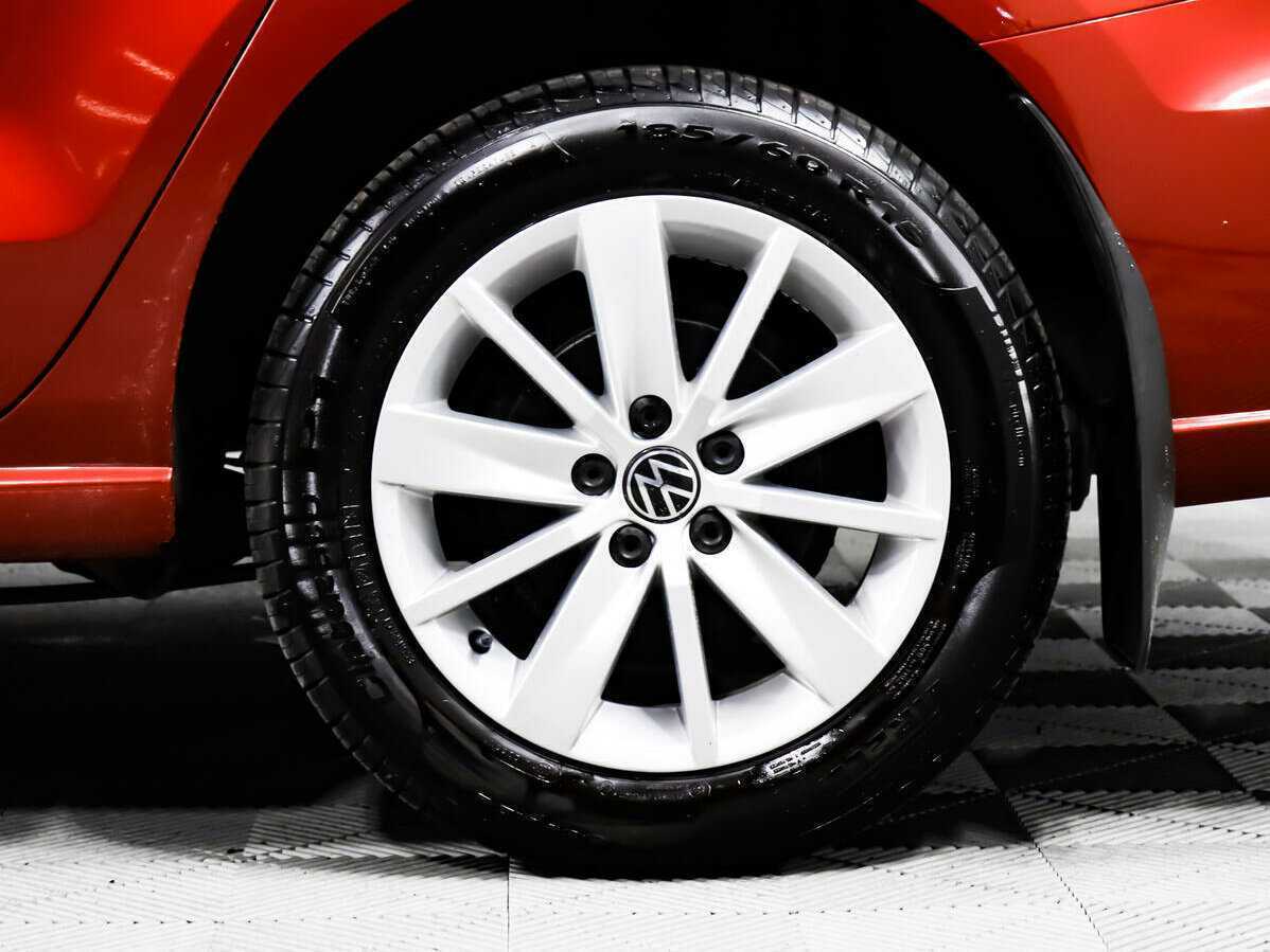 Volkswagen Polo, 2015 Фото №14