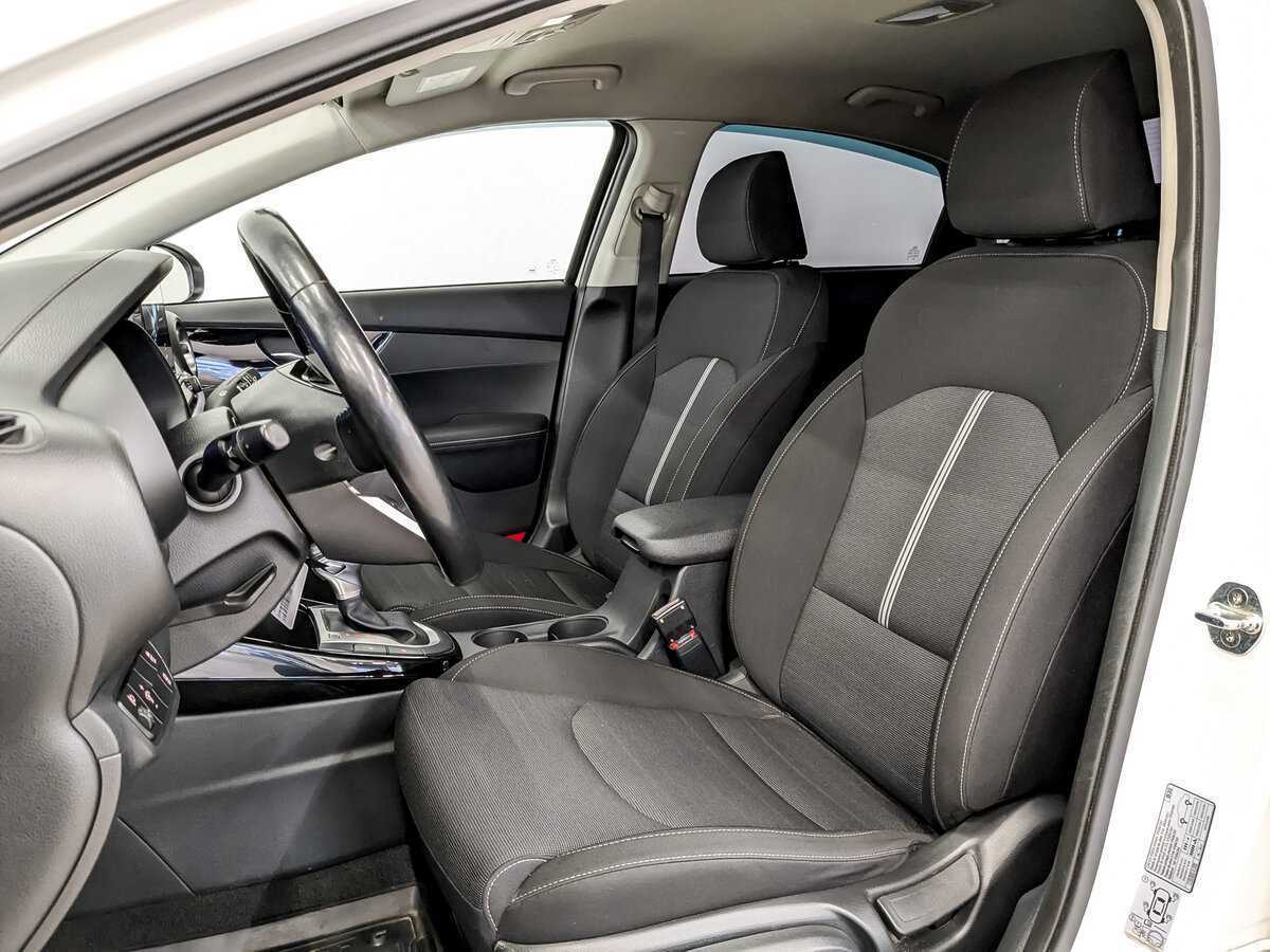 Kia Cerato, 2019 Фото №18