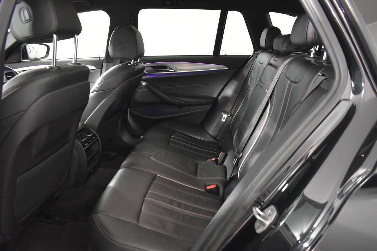 BMW 5 серии 520d xDrive, 2018 Фото №8