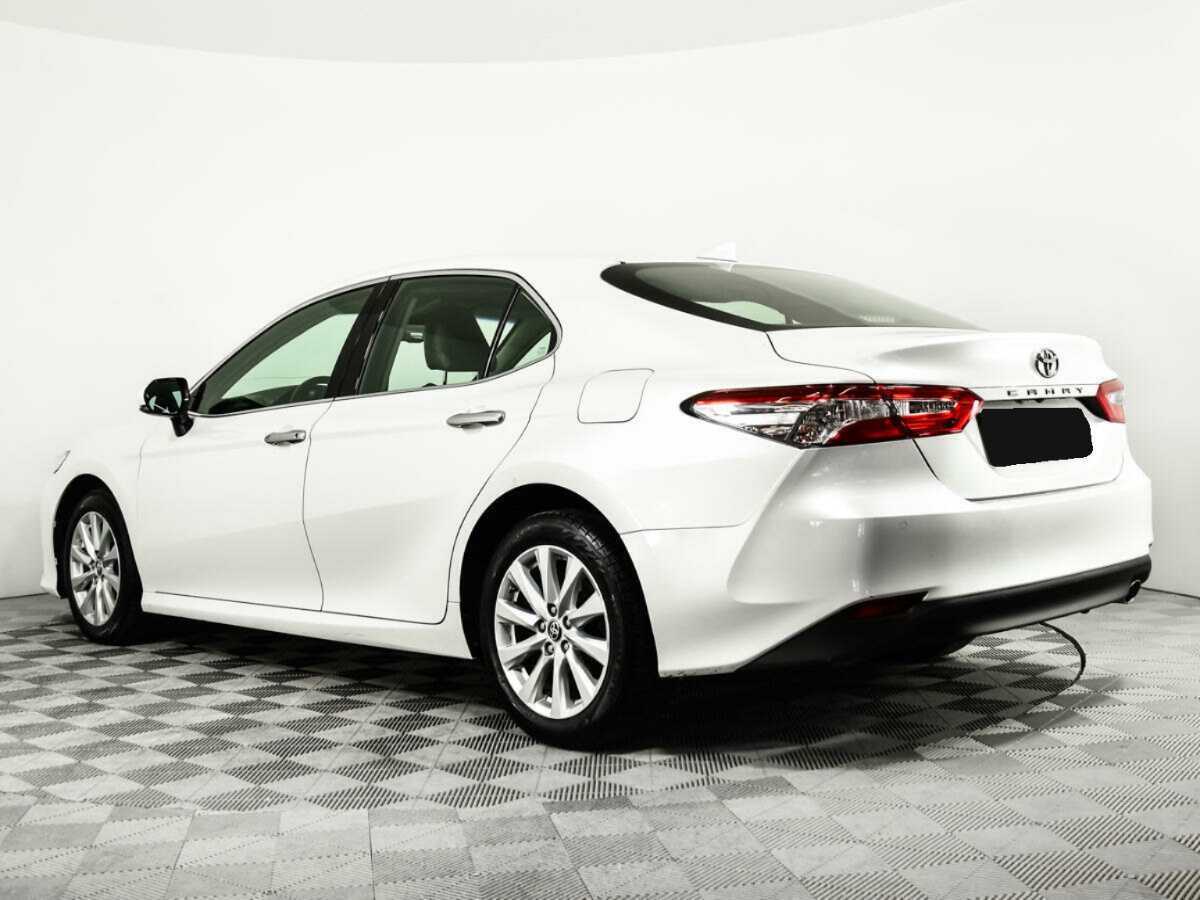 Toyota Camry, 2020 Фото №7