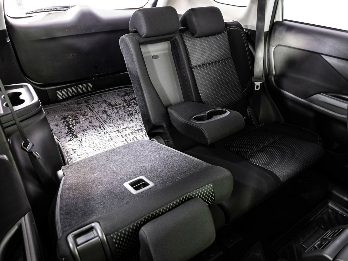 Mitsubishi Outlander III Рестайлинг 3, 2018 Фото №21