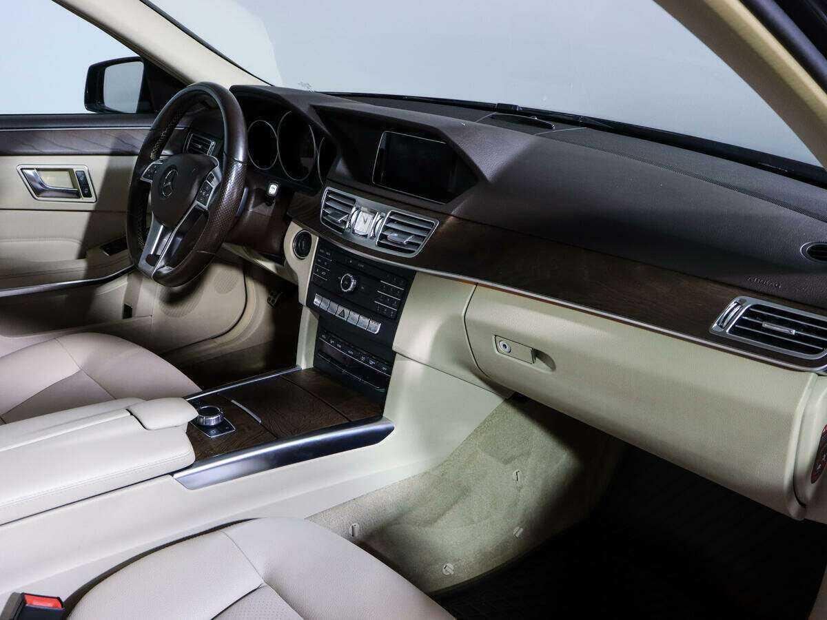 Mercedes-Benz E-Класс 250 CDI, 2015 Фото №7