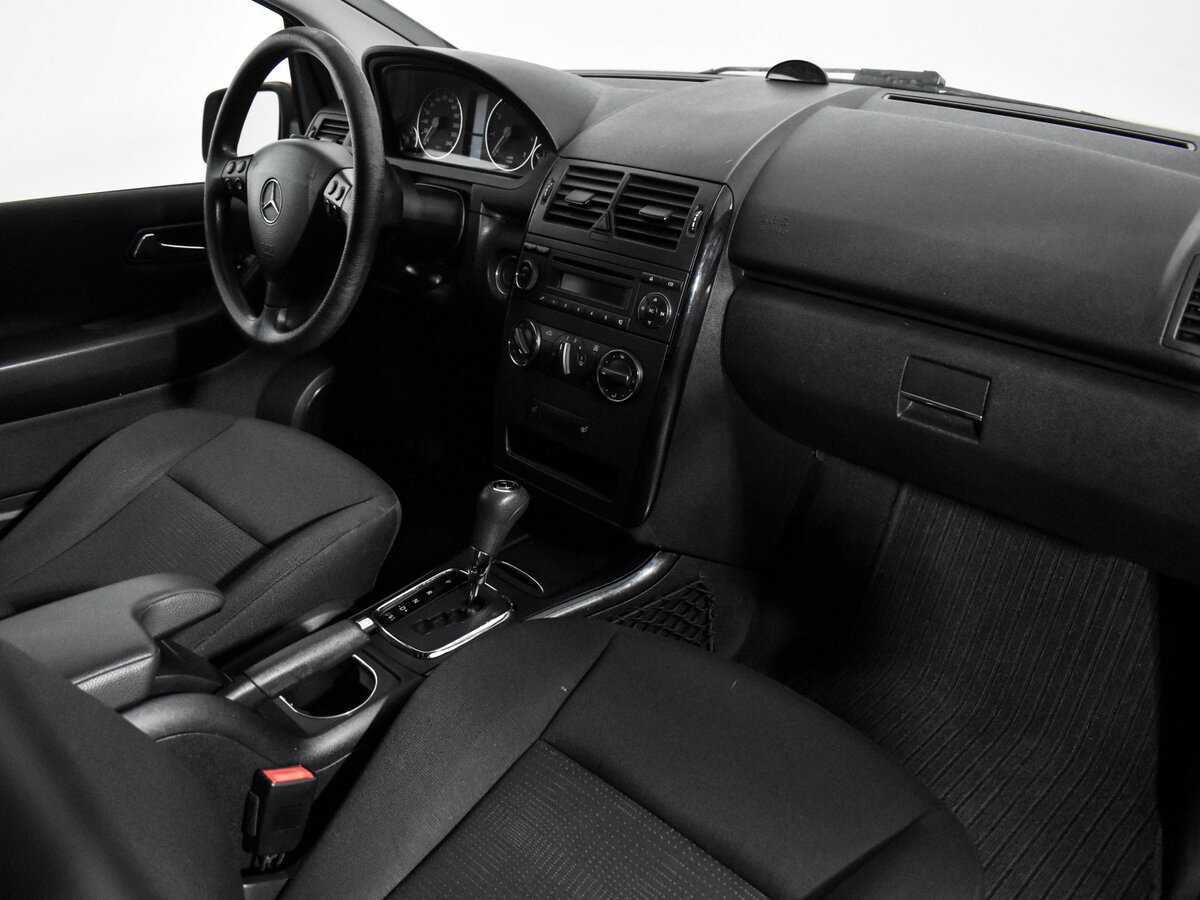 Mercedes-Benz A-Класс 180, 2012 Фото №14